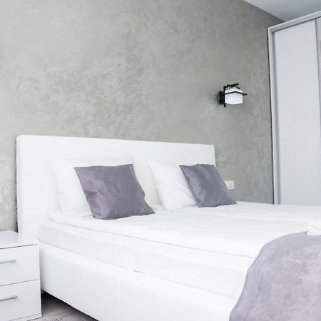 Gala Residence In Oradea Zewnętrze zdjęcie