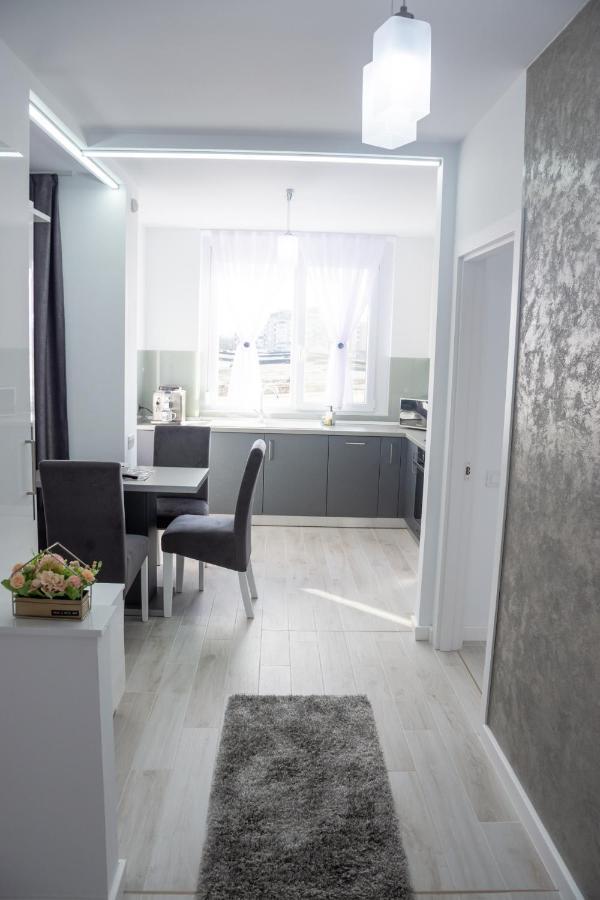 Gala Residence In Oradea Zewnętrze zdjęcie